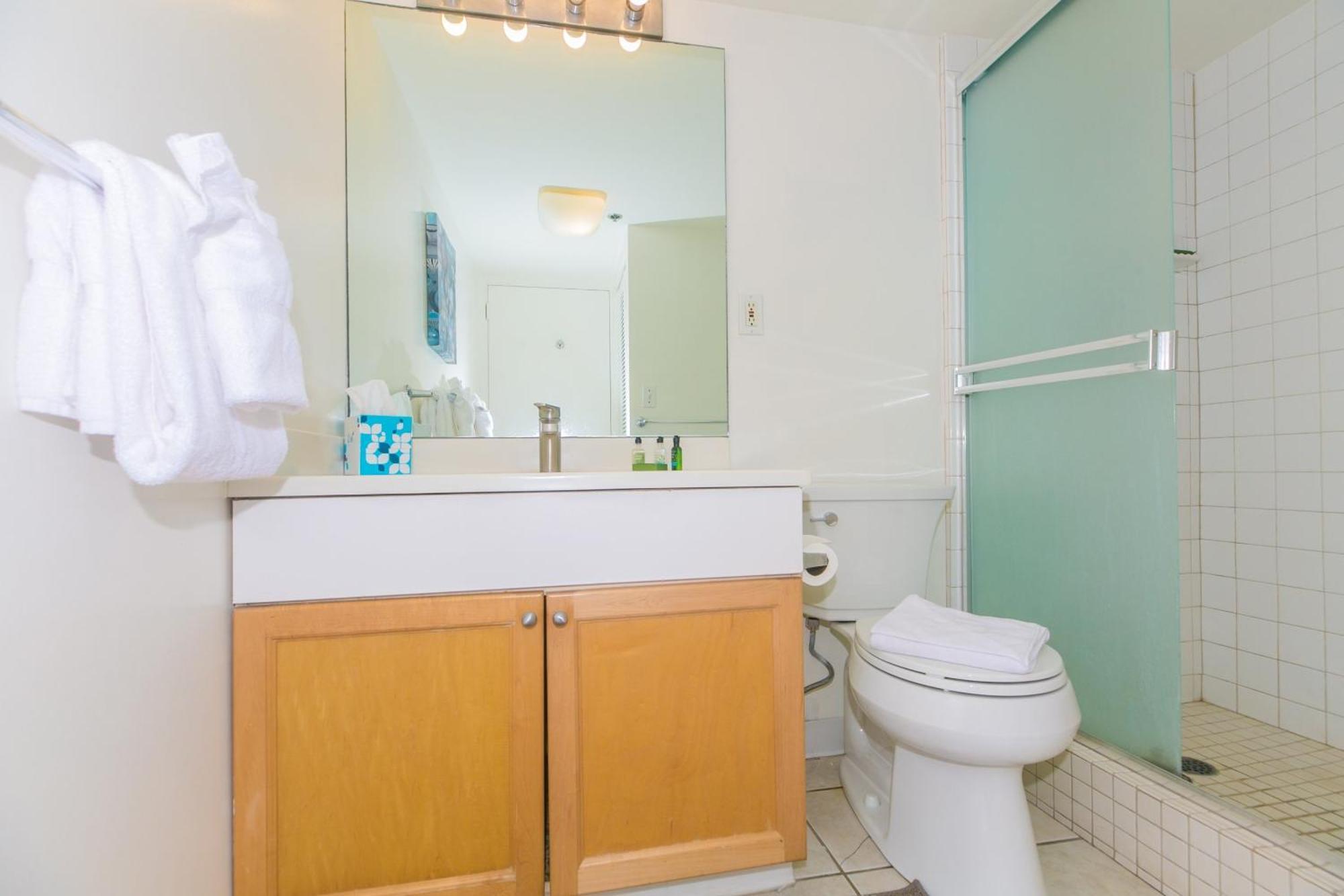 Ilikai Tower One Bedroom Lagoon View Waikiki Condos With Lanai & Free Wifi Honolulu Kamer foto